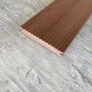 Террасная доска ДПК Solid Полнотелая 150х21 Каштан от производителя Latitudo по цене 880 р Террасная доска ДПК Solid Полнотелая 150х21 Каштан от производителя Latitudo по цене 880 р