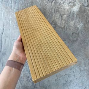 Террасная доска ДПК Solid Полнотелая 150х21 Орех от производителя Latitudo по цене 880 р Террасная доска ДПК Solid Полнотелая 150х21 Орех от производителя Latitudo по цене 880 р